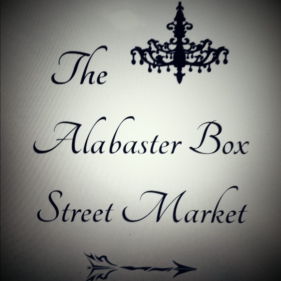 alabasterbox870